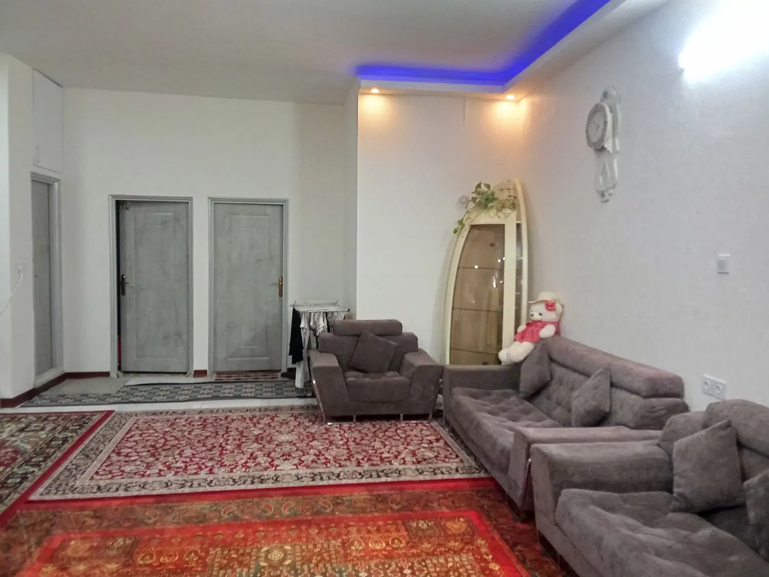 فروش یک واحد آپارتمان85 دوخوابه شیک