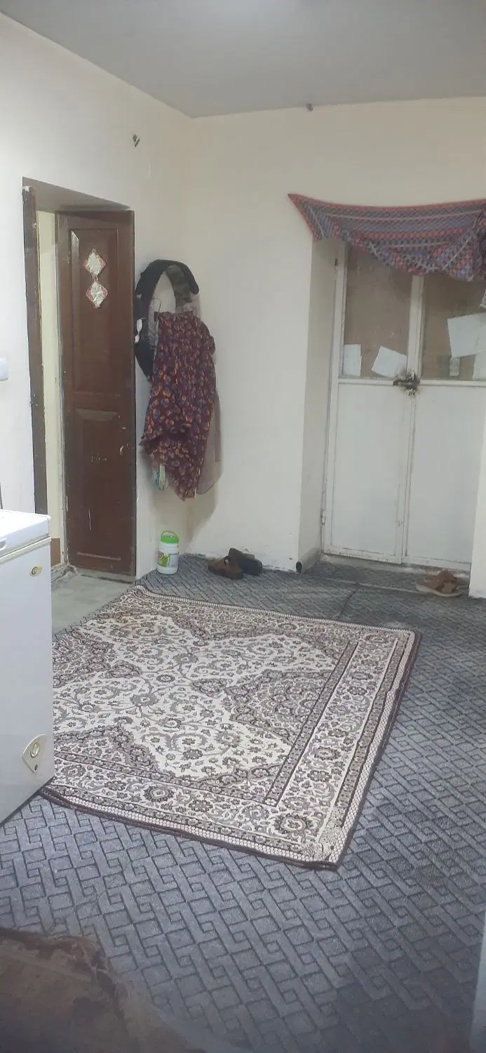 رهن و اجار ویلایی سراه برق ۳۵۰م با۵م کرایه