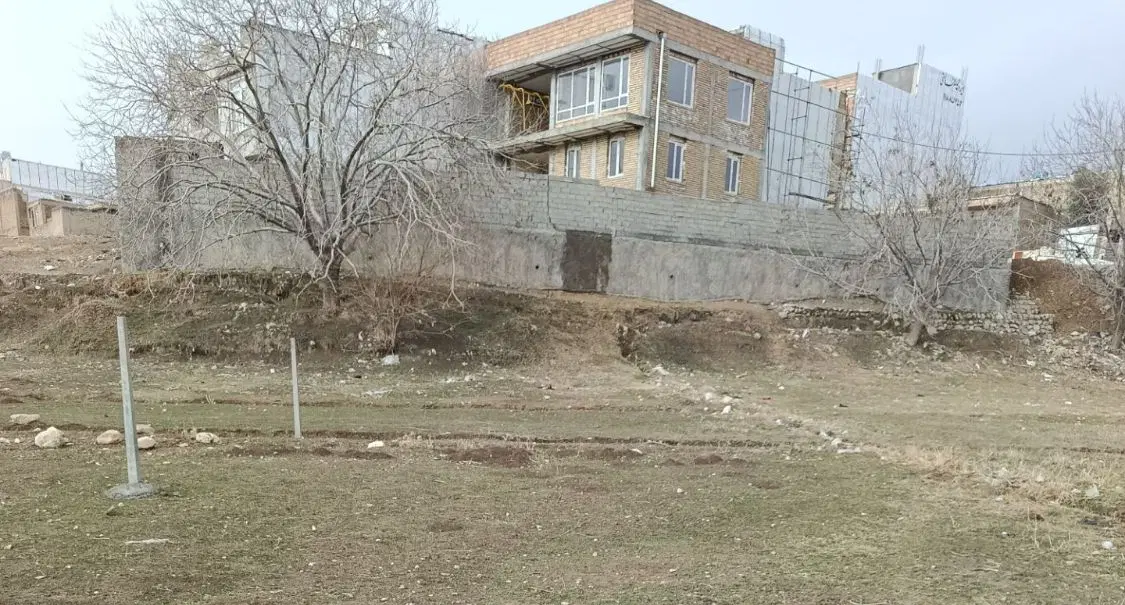 زمین چالسرا