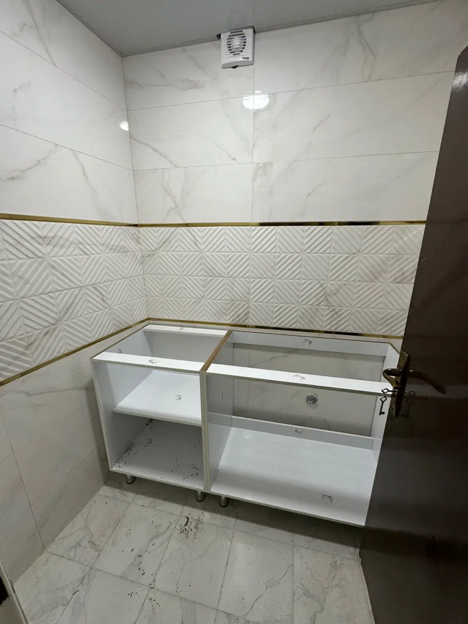 واحد دفتر خدماتی چهارراه خطیب