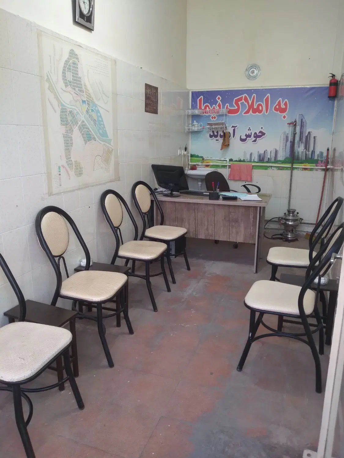 مغازه‌ شهرک‌ اندیشه‌ شقایق