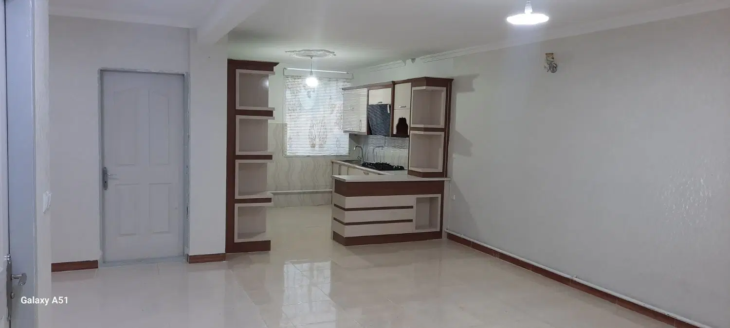 حیاط مسکونی
