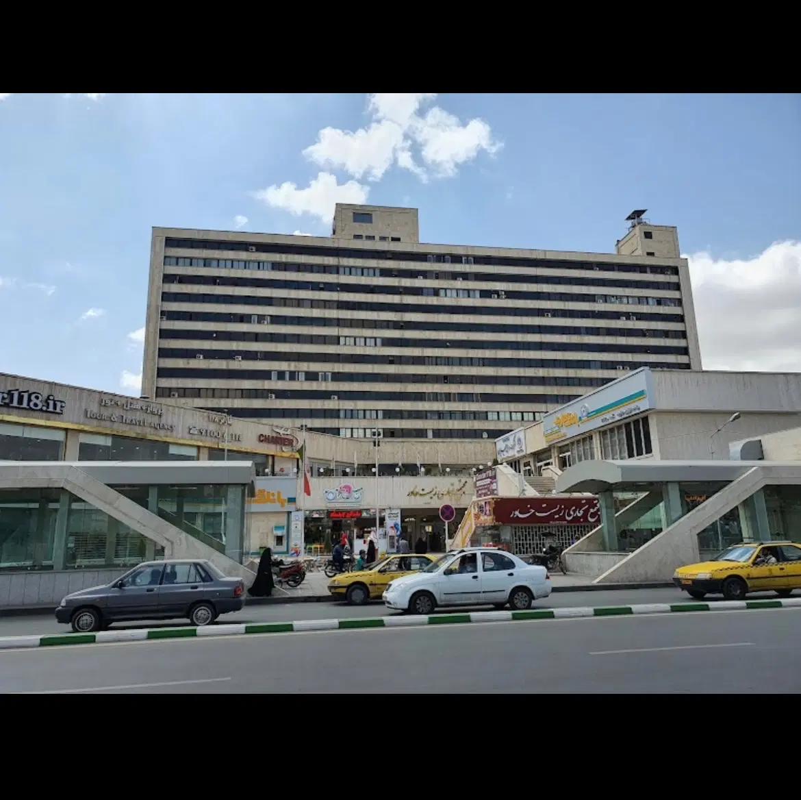 اپارتمان مزایده ای زیست خاور