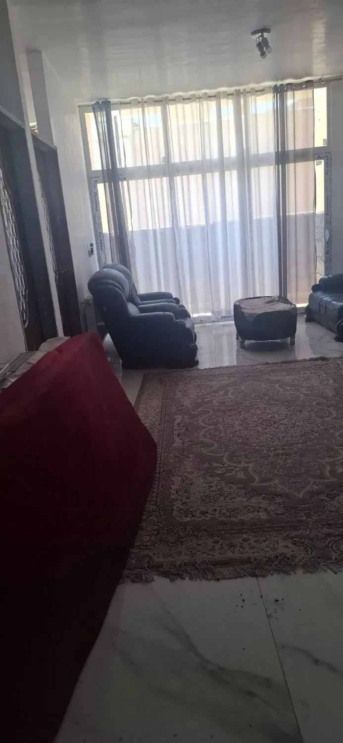ویلایی 2طبقه جنوبی 3خواب