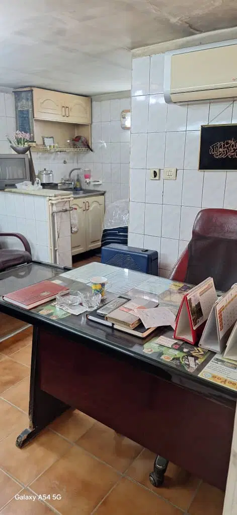 مغازه تجاری ودفتر در بازار آهن شادآباد