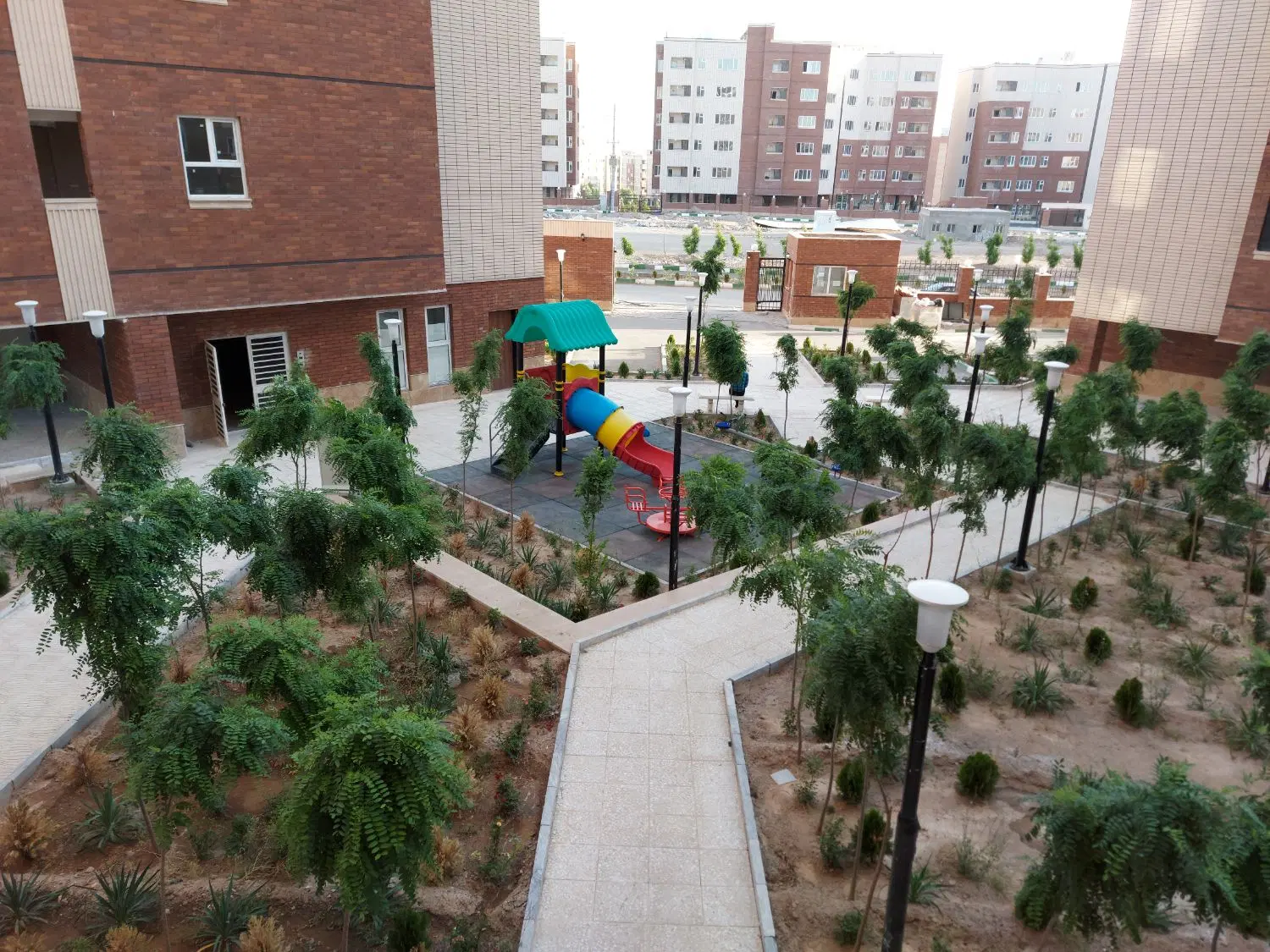 آپارتمان دو خواب تمیز