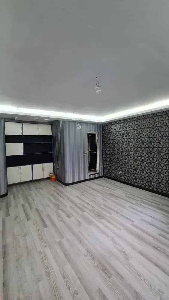 ۳۲ متر سند اداری