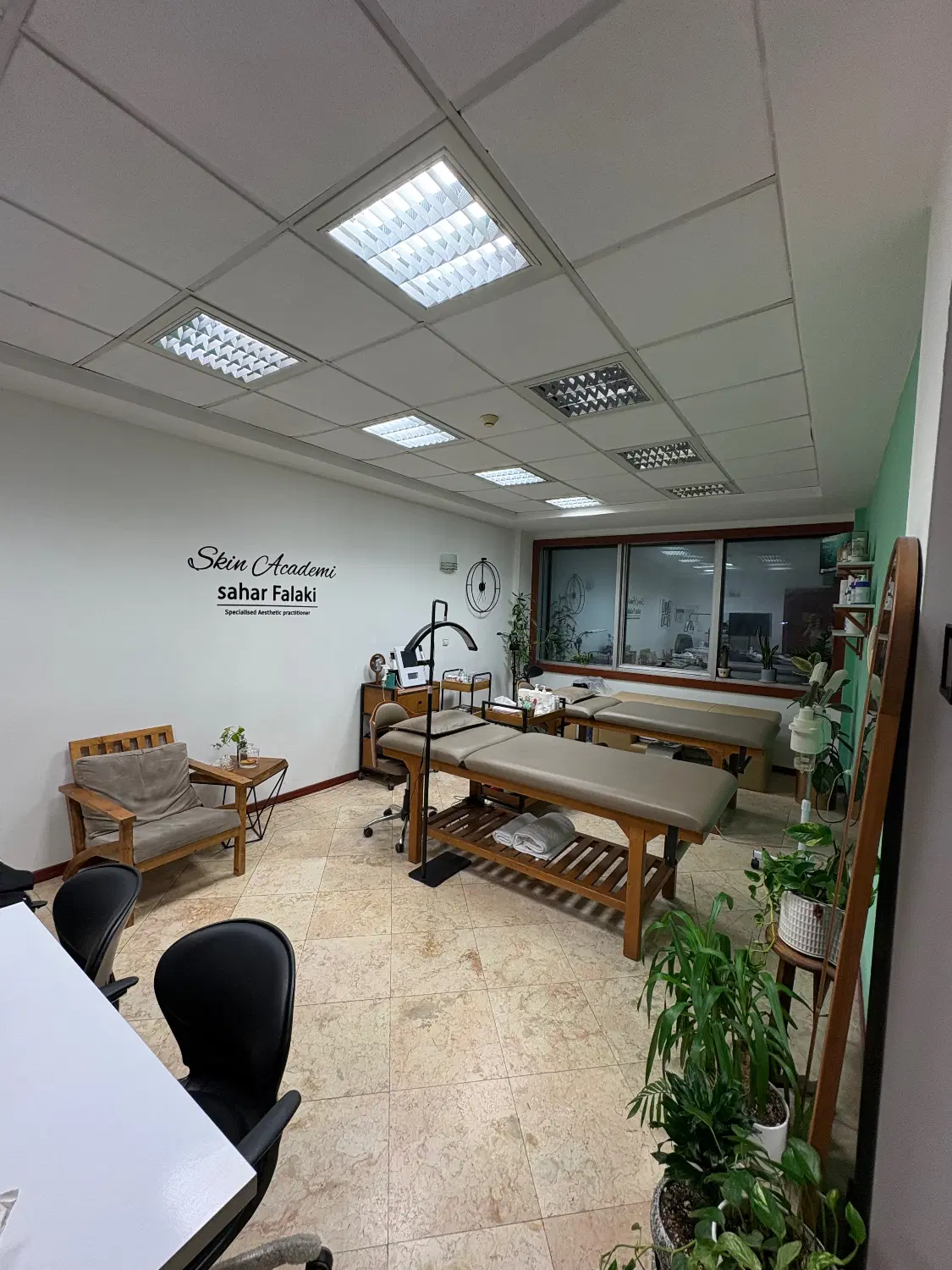 اجاره تخت زیبایی