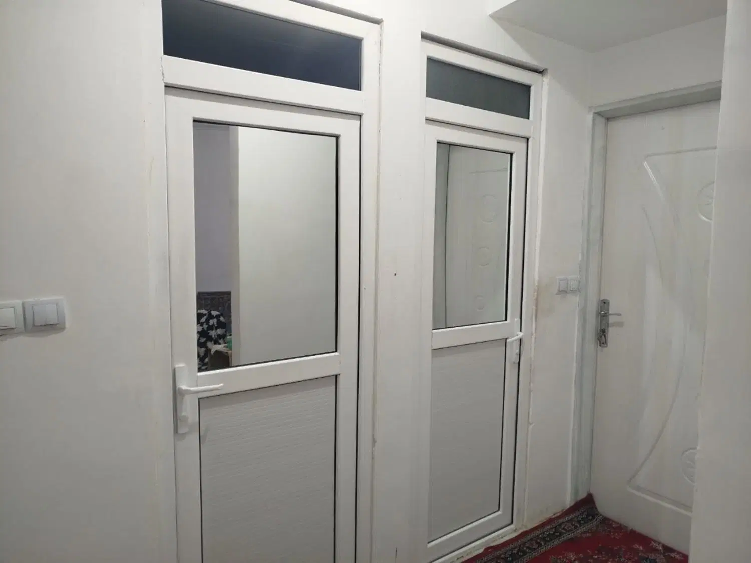 خانه ویلایی دربست درب حیاط