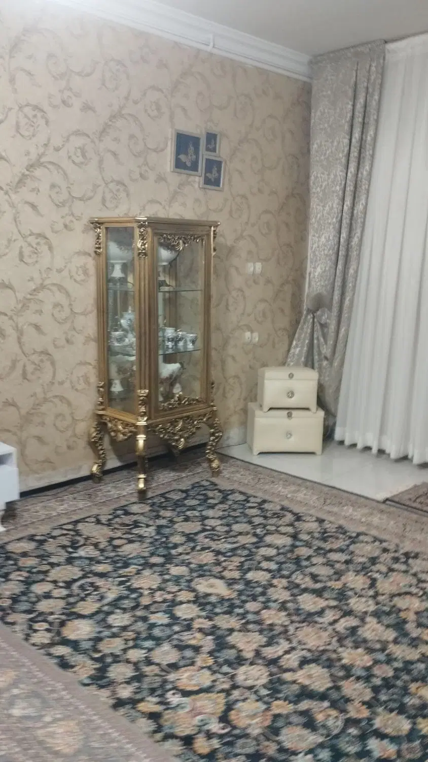 ۹۰متری شکری ۱۹ - نوید