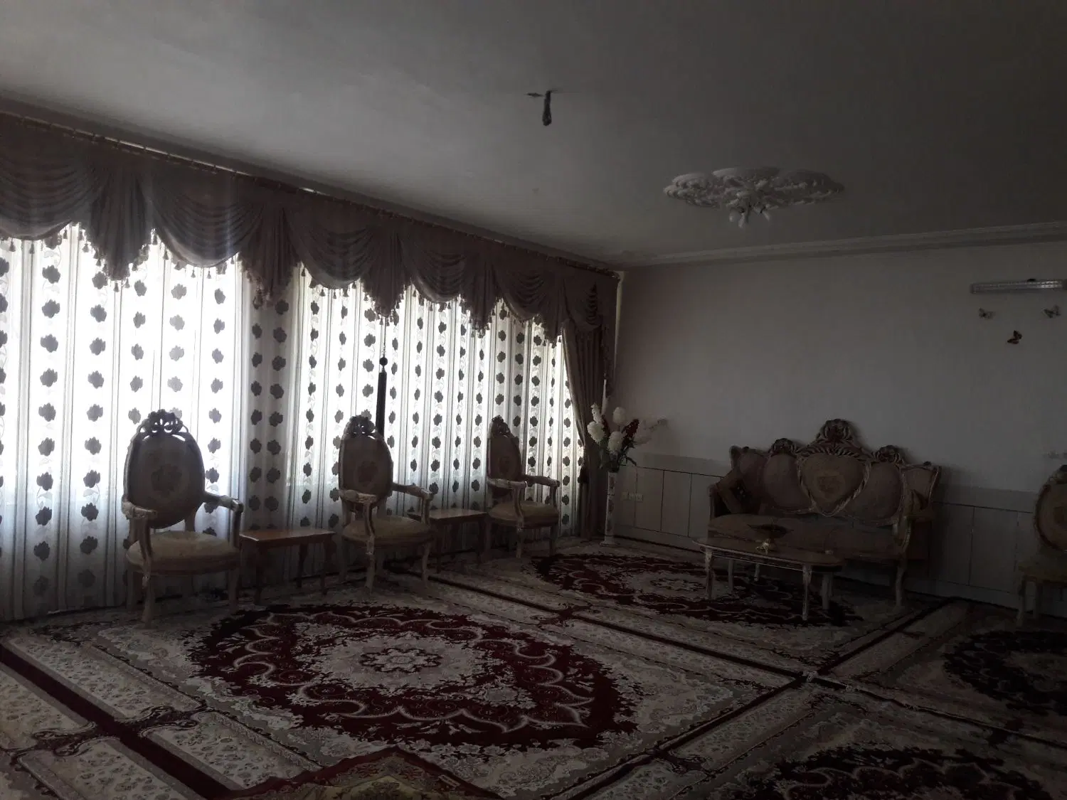 ساختمان منزل مسکونی