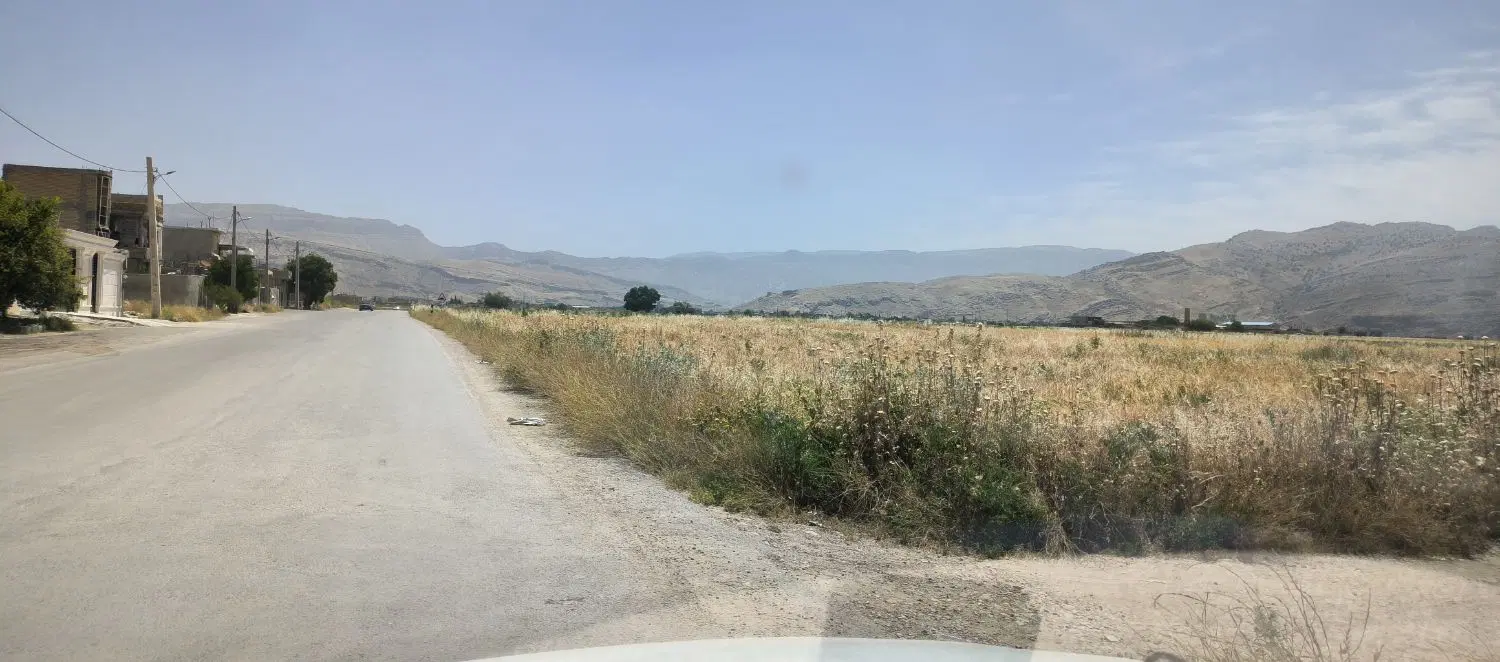 زمین با مجوز ساخت