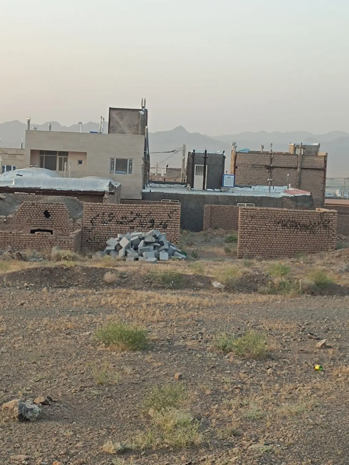 زمین با موقعیت عالی(شهرک دهنو)