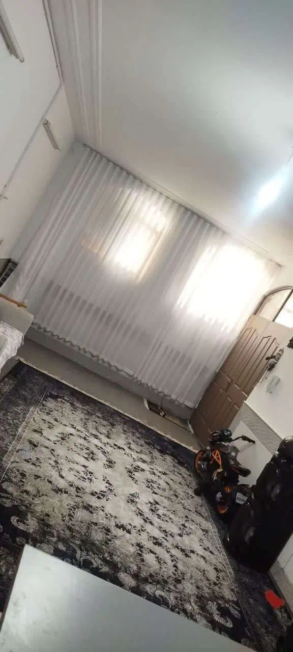 واحد همکف دربست