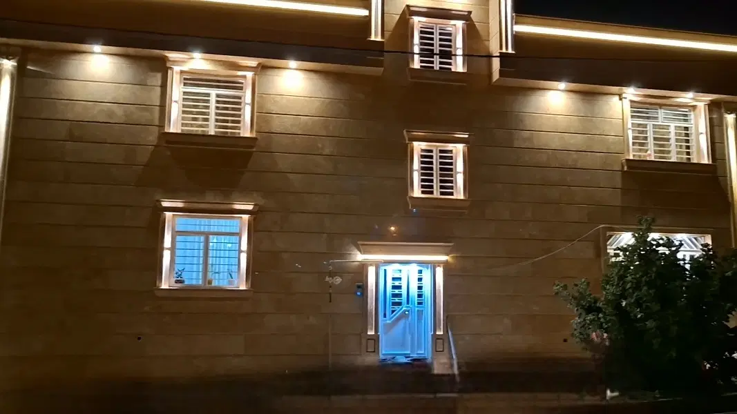 فروش واحد ۱۵۰ متری با پارکینگ ۳۰ متری صدرا فاز دو
