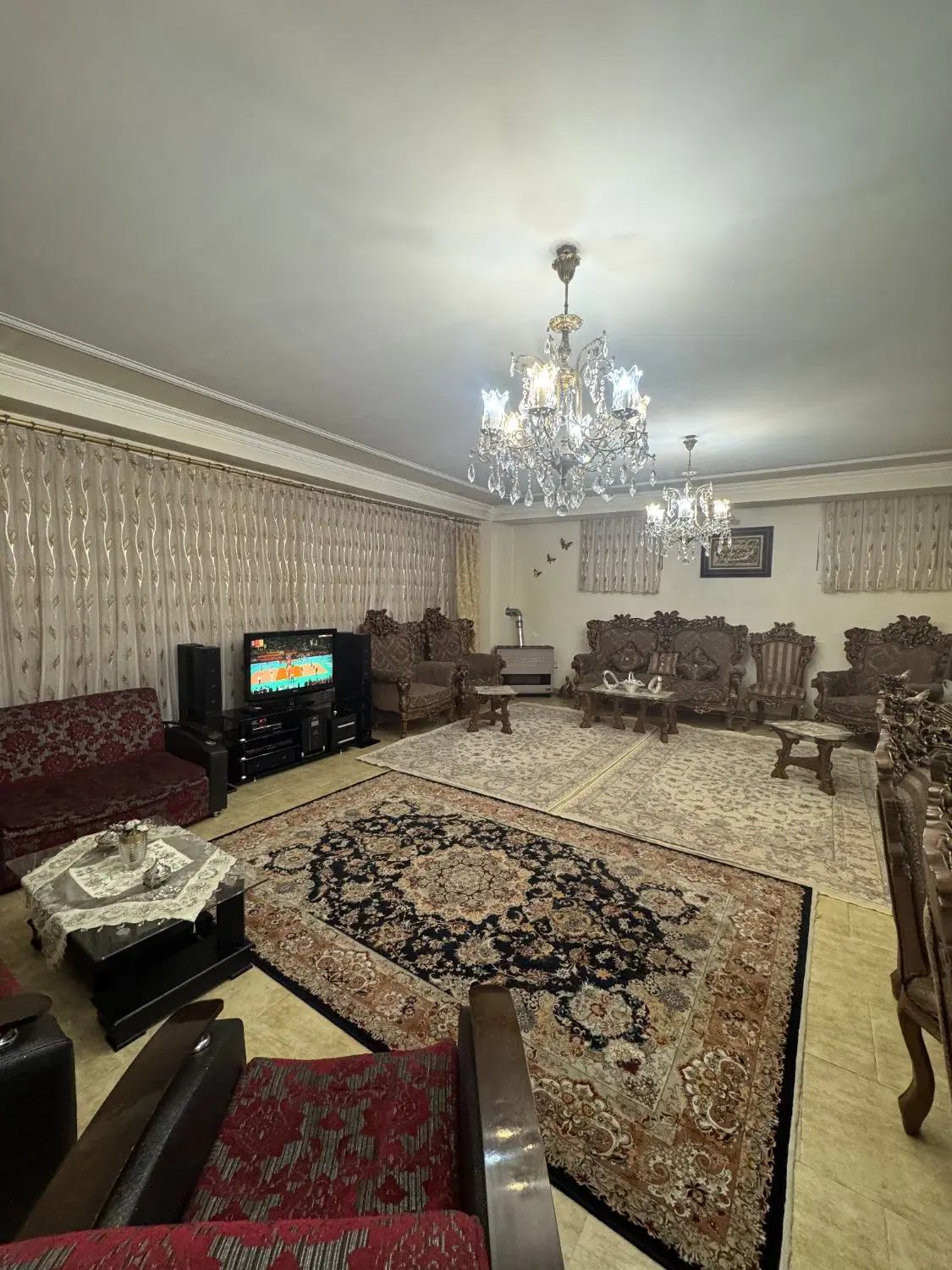یک واحد آپارتمان واقع در بلوار آزادی