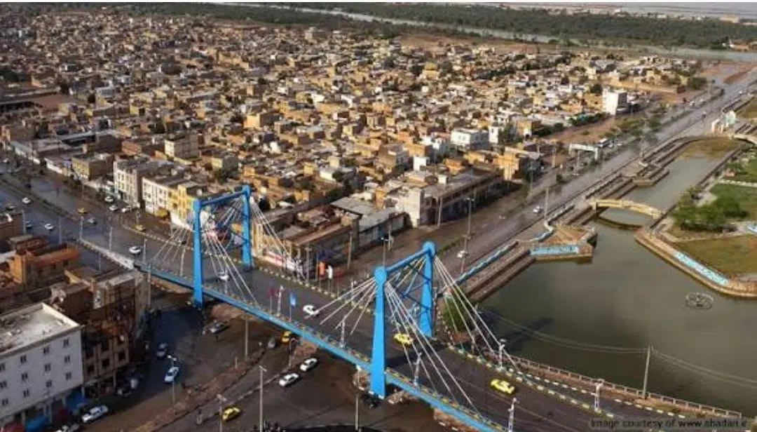 زمین تجاری چهار بر