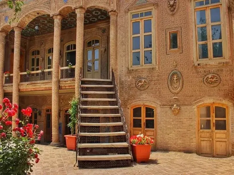 ملک کلنگی 100 متر _ پیروزی_ کریمشاهیان