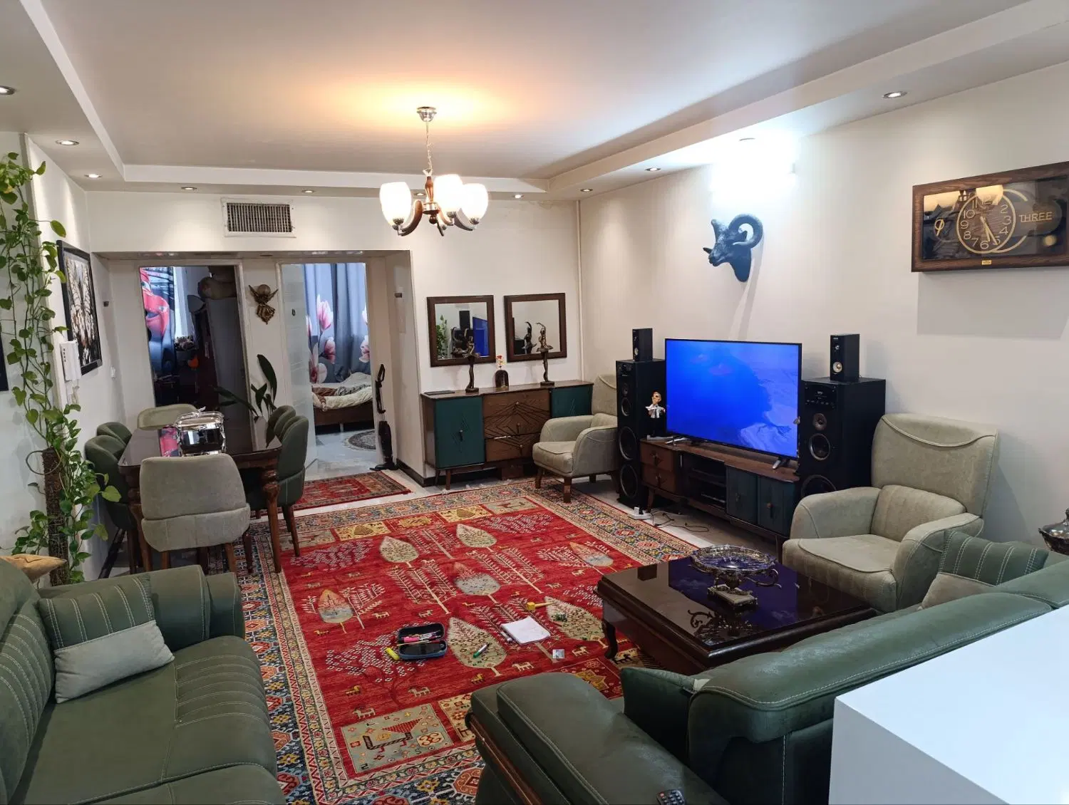 آپارتمان ۸۵ متر _ میرزا کوچک خان ۲۸_