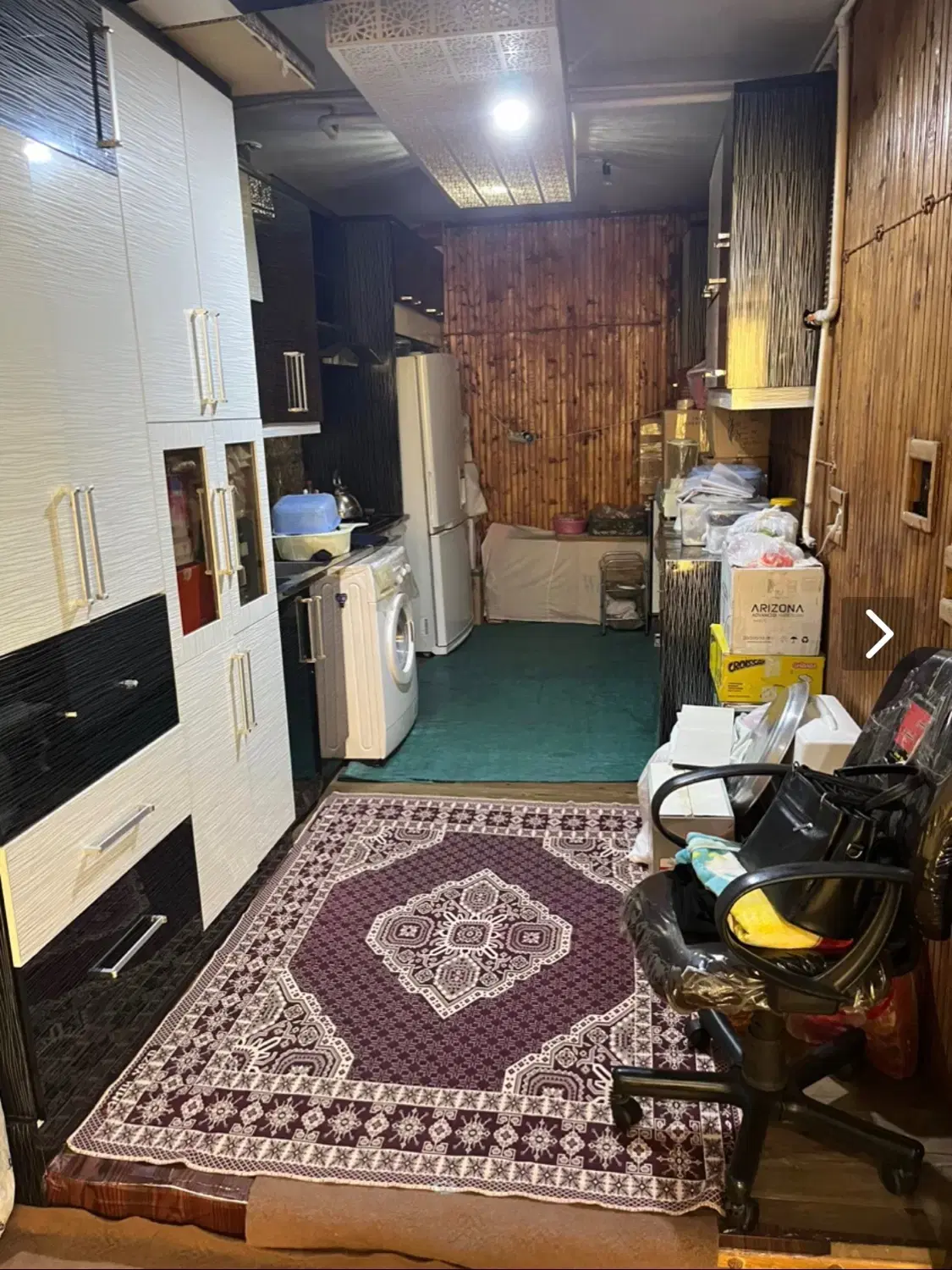 ۶۵ متر پارکینگ دار