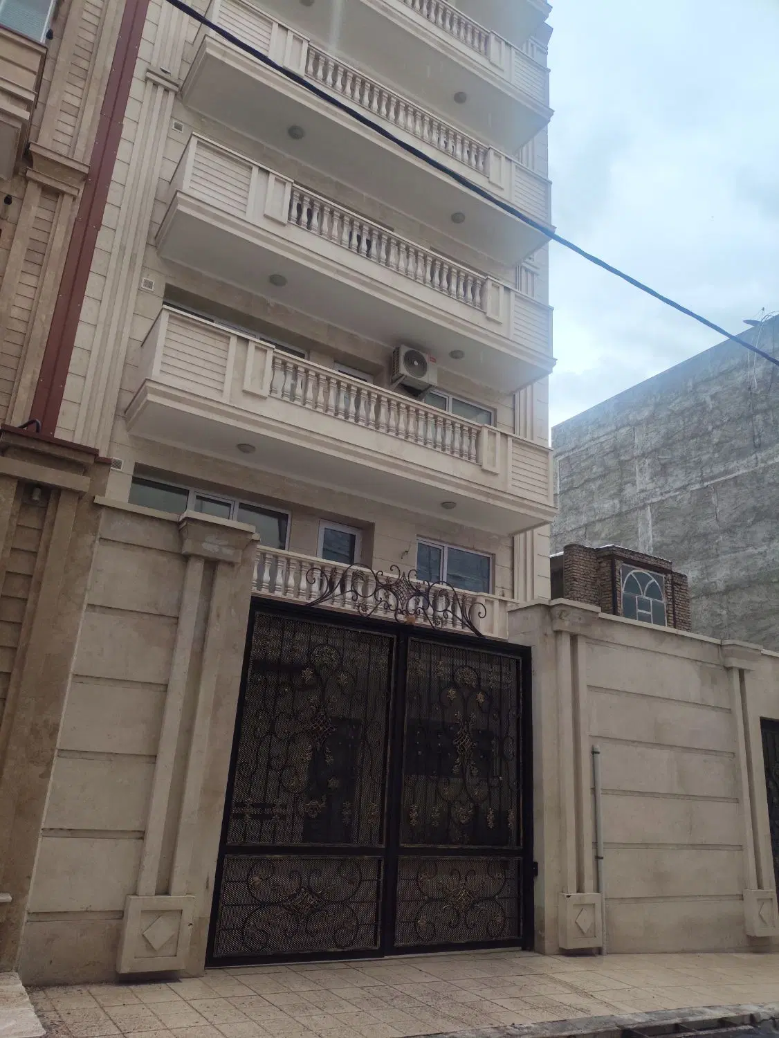 آپارتمان صفر در زعفرانیه