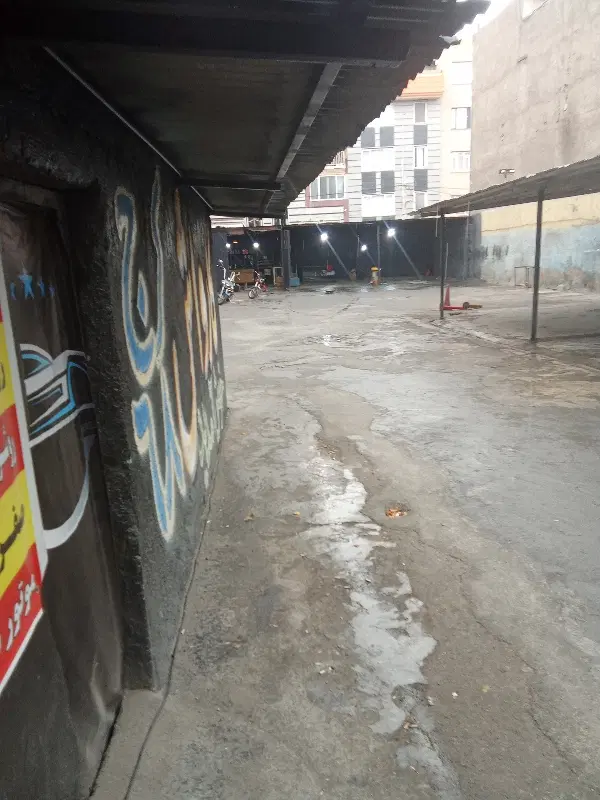 گاراژ اجاره ای ۷۰۰متر بهر اصلی