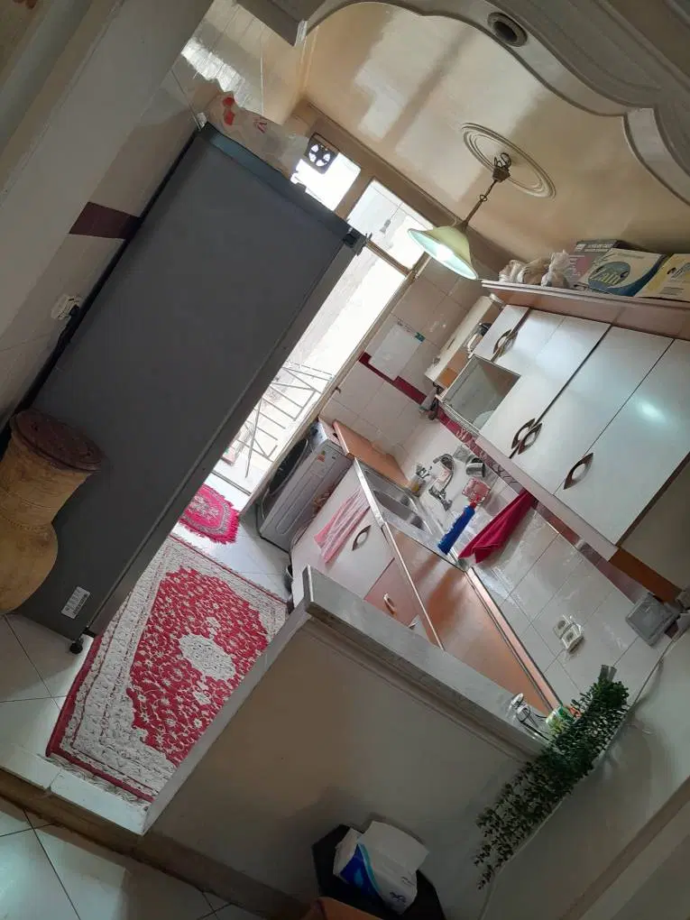 ۶۶ متر ۱ خواب با پارکینگ و انباری رو به آفتاب