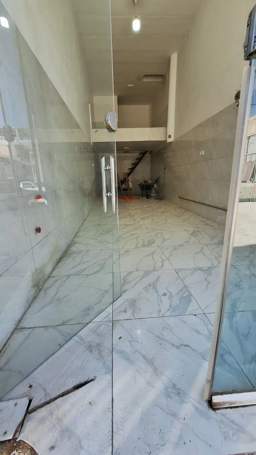 مغازه تجاری