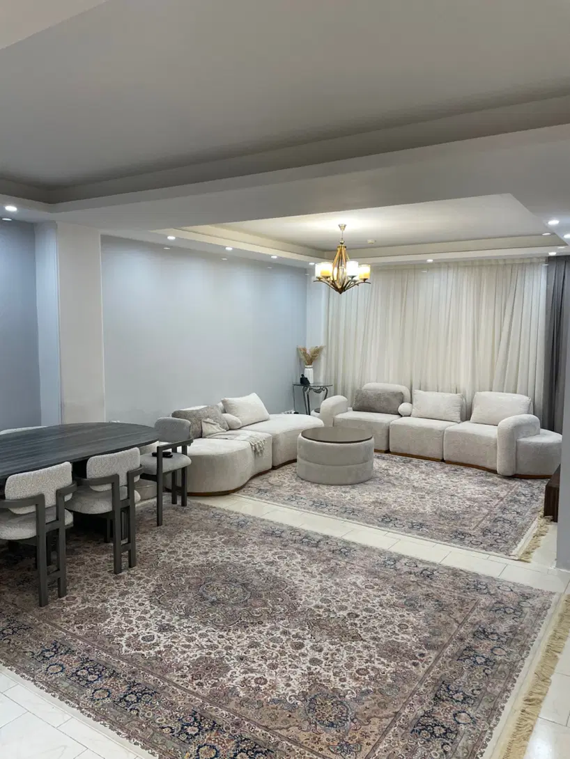 ۸۱ متر آپارتمان ولیعصر جنوبی