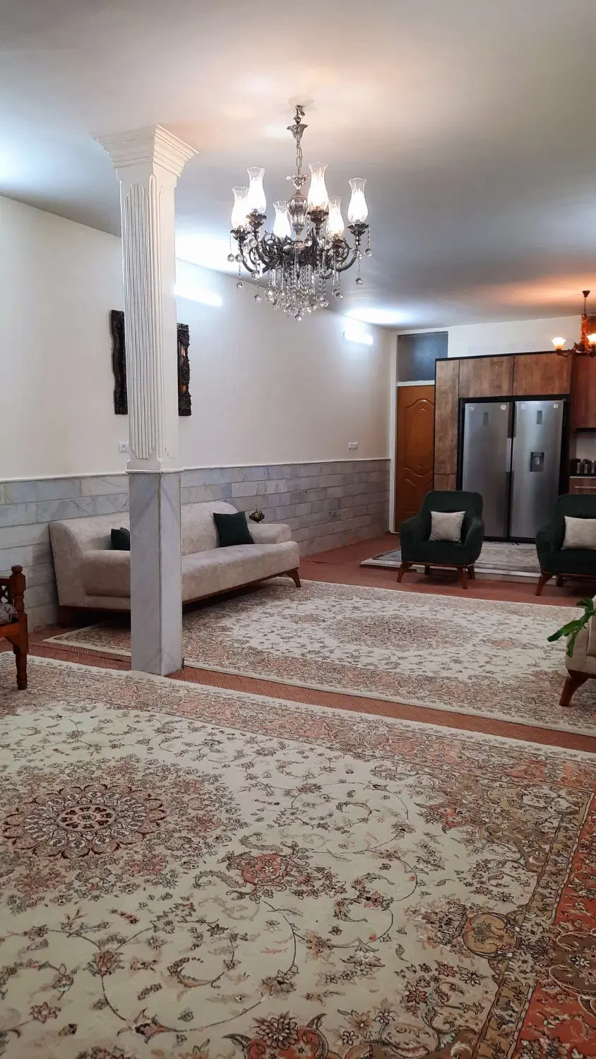 منزل ویلایی دو طبقه حیات دار