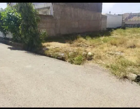 زمین مسکونی
