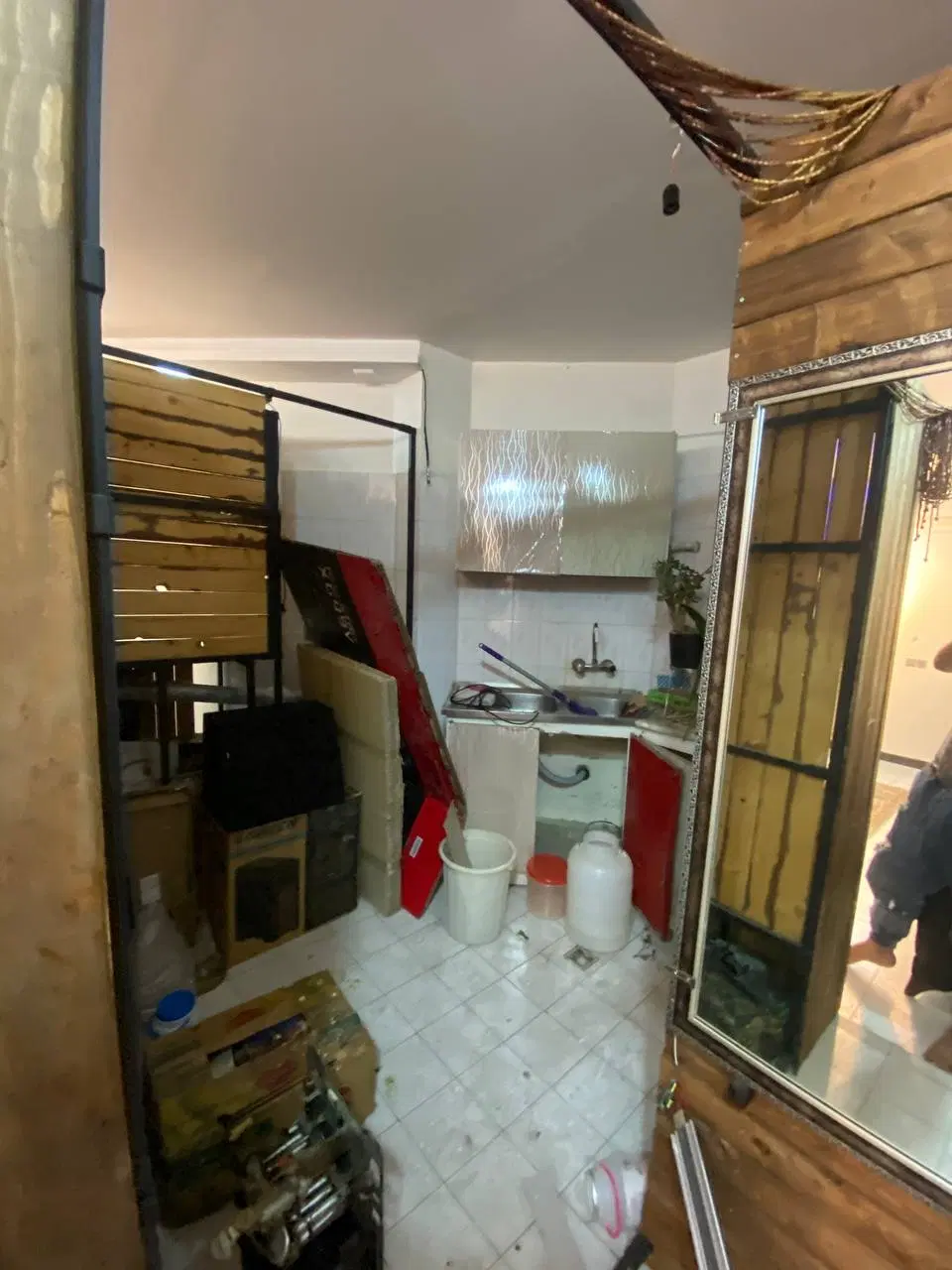 نبش ده حقی موقعیت اداری
