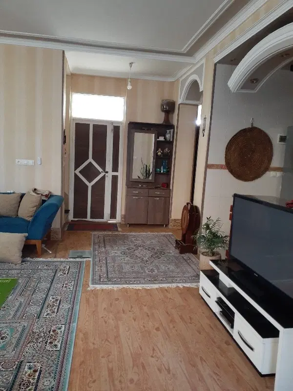 اجاره منزل طبقه دوم ۱۲۰ متر زیرینا