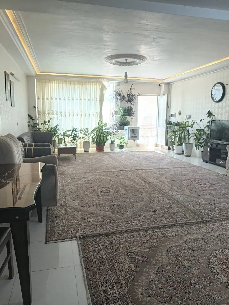فروش ساختمان ورودی مجزا