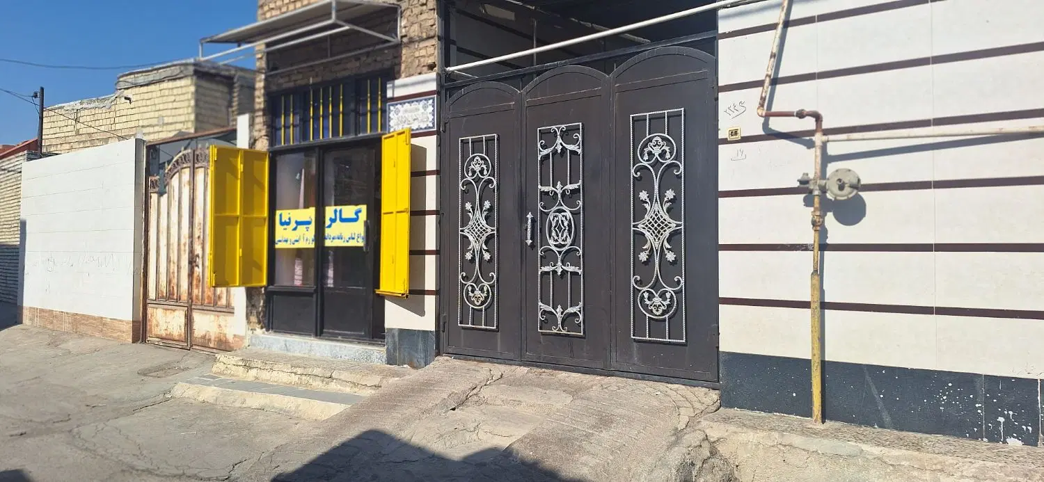 منزل دو خوابه نوساز طبقه به صورت رهن داده میشود
