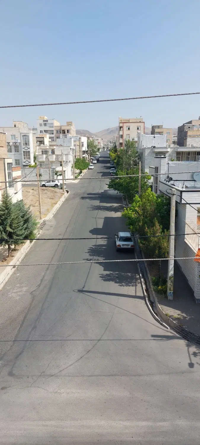 مغازه در بهارستان خ بهار۴
