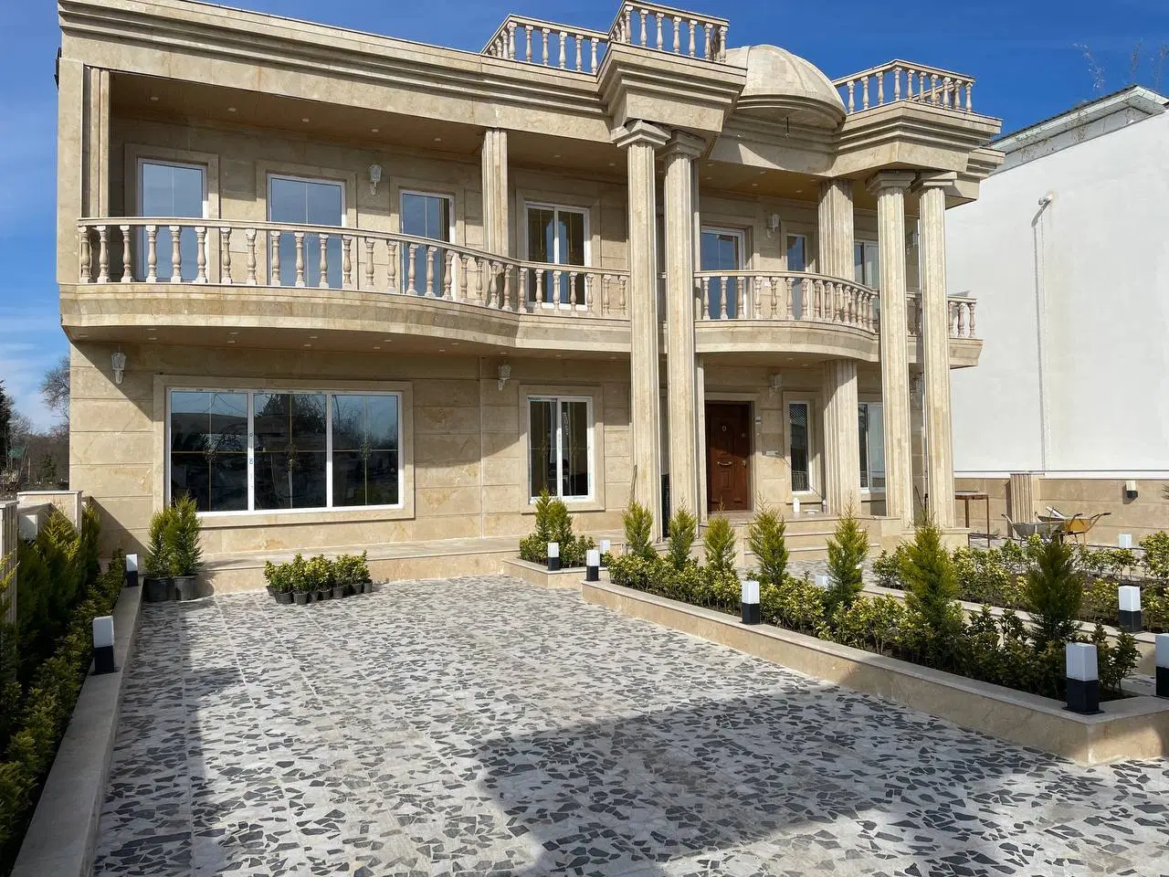 دوبلـکـس نما رومی_استخردار