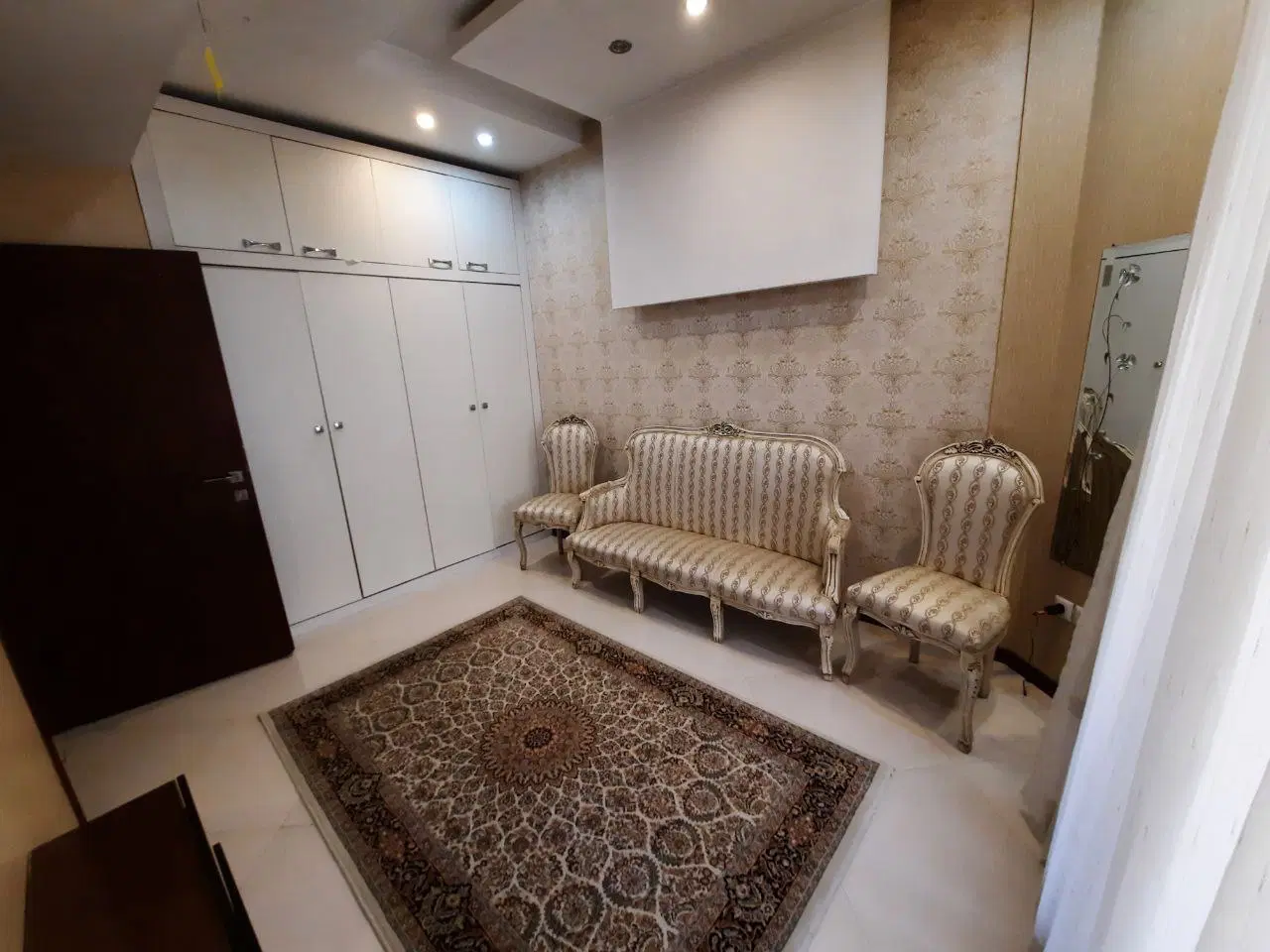 آپارتمان 120 متری ، سه خوابه ،گوهرشاد ، هجرت