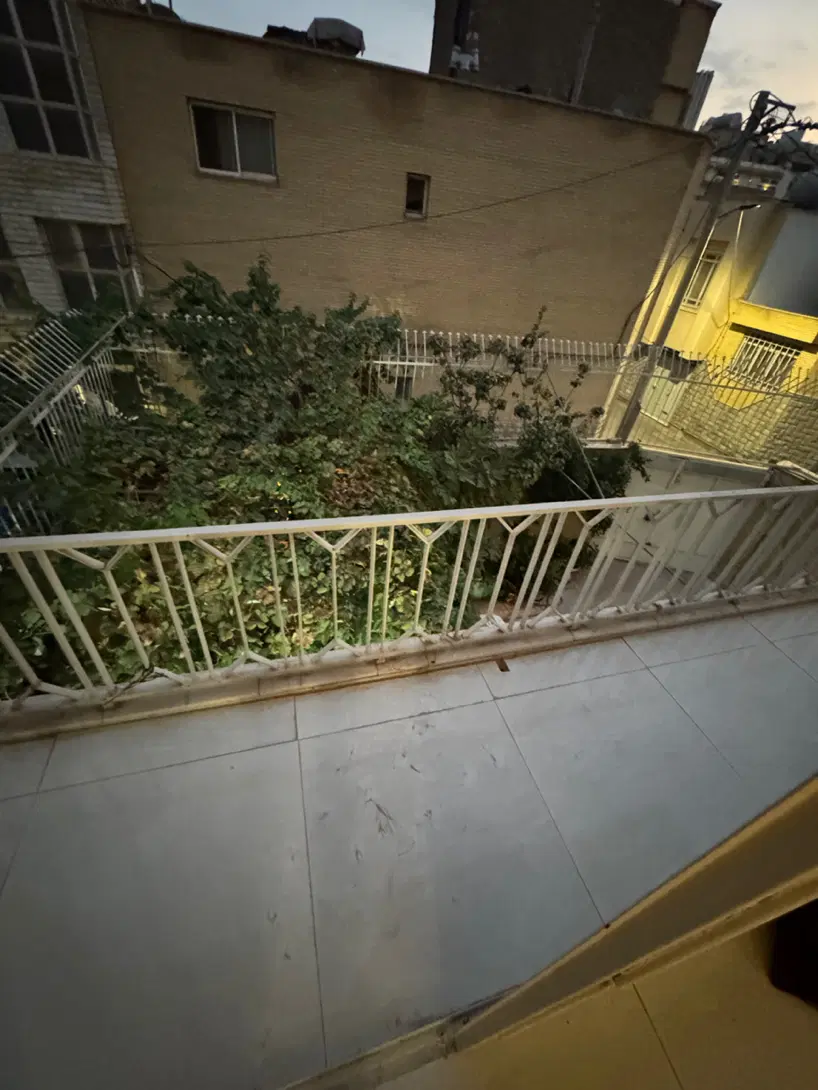 ۱۰۰ متری خیابان فرهنگیان