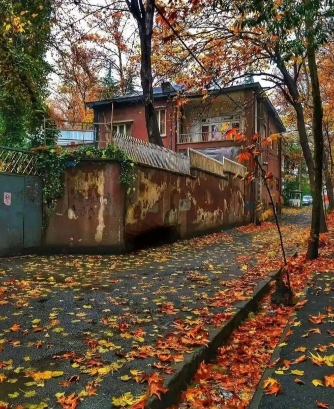 رهن کامل خانه منزل ویلایی دربست ۲۷۰ مترمیثم جنوبی