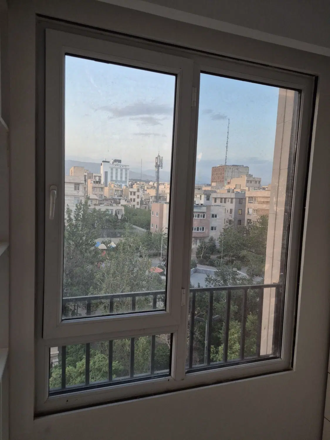 ۷۳م ۱خواب فول ط۳ تکواحد لوکس کرمان شمال مجیدیه