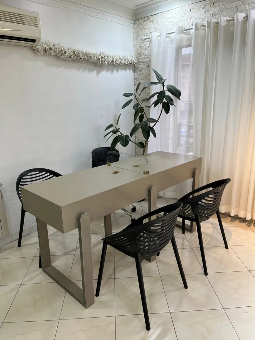 اجاره میز ناخن در ضیابری تاپ لوکیشن