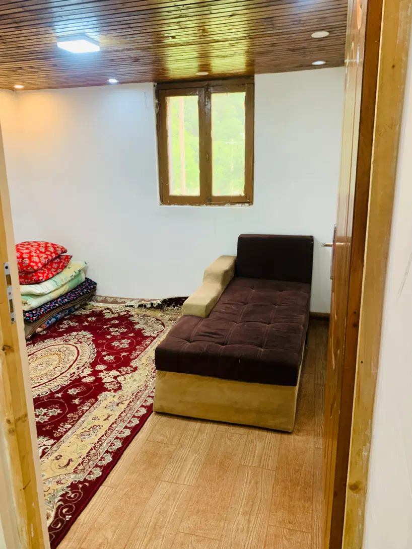 کلبه جنگلی آبشار