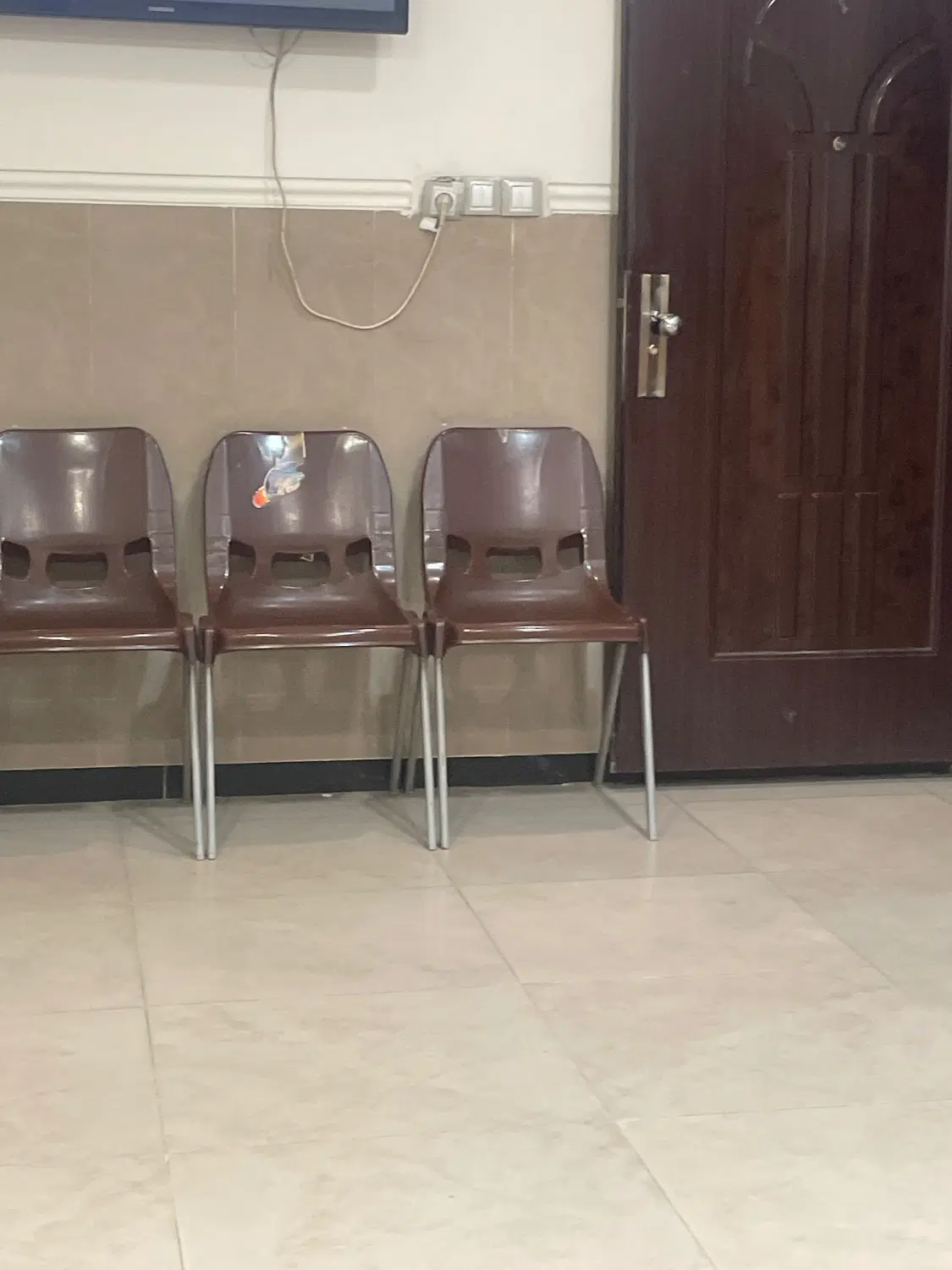 اتاق برای اجاره به پزشک عمومی برای  گواهینامه