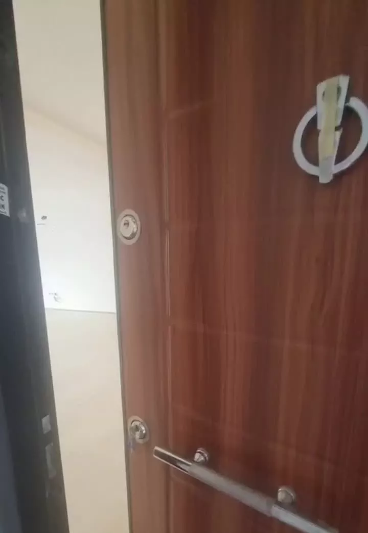 آپارتمان ۱۹۰متری طالقانی دوکله تراس دار