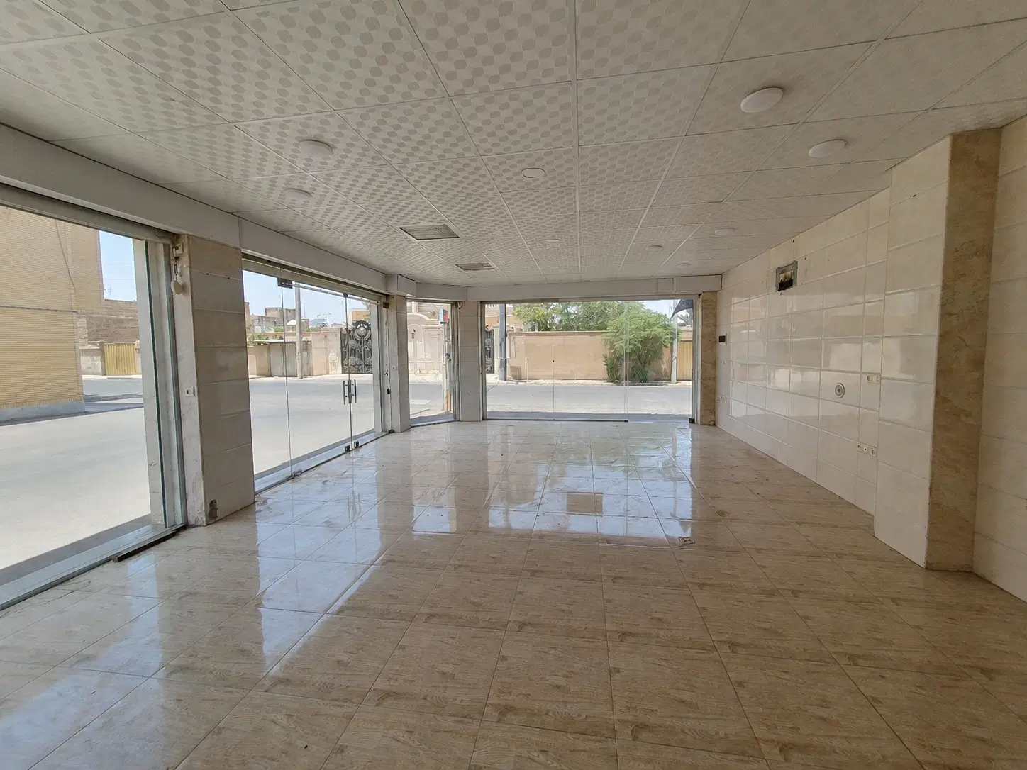 اجاره مغازه ۵۰ متری دو نبش