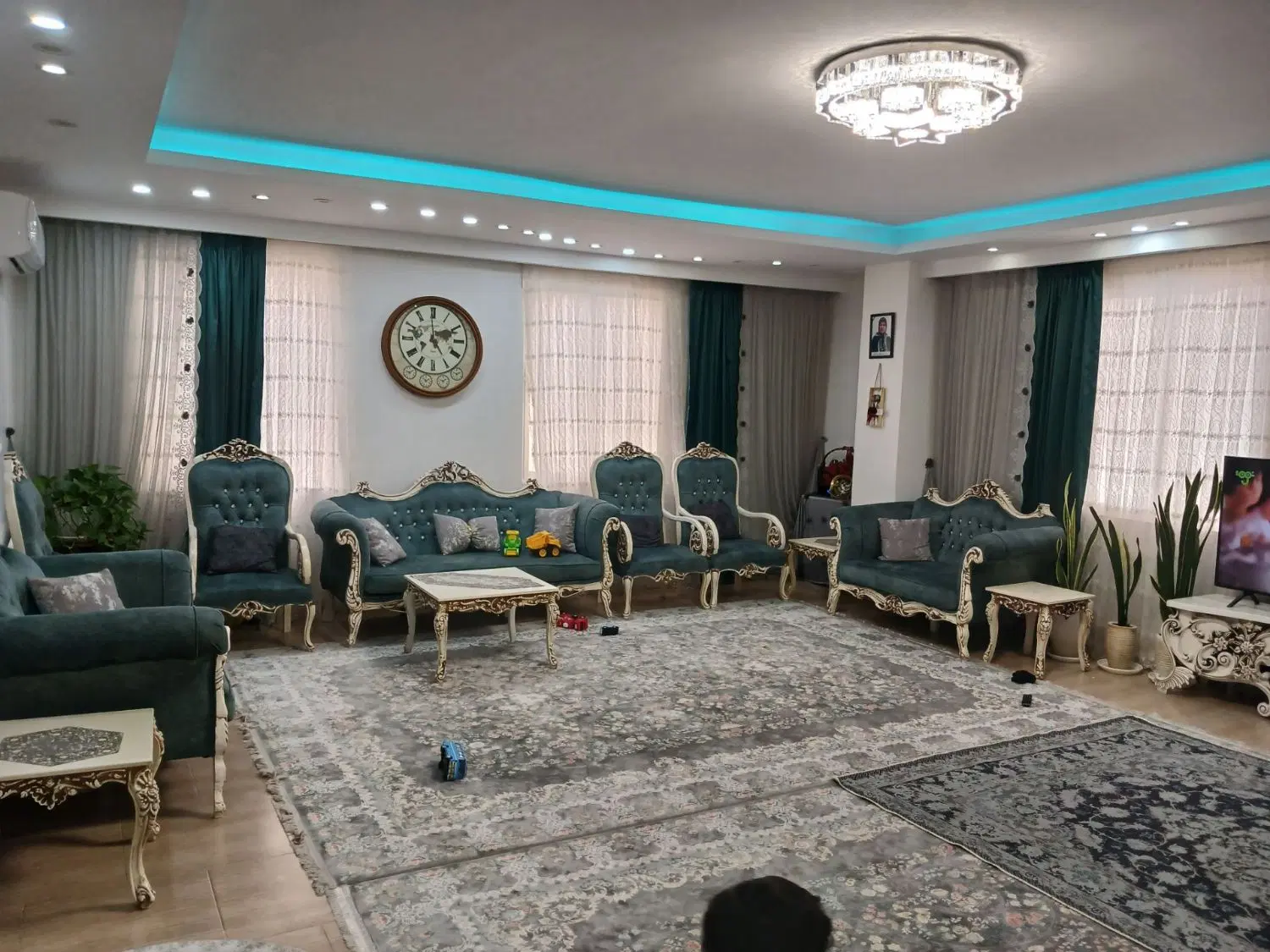 خونه ۱۰۵ متر باران پله۱۱۰ متر