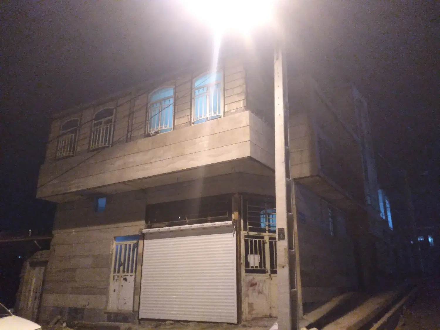 ۲طبقه خونه برخط کمربندی نبش خیابان بهمن ۵