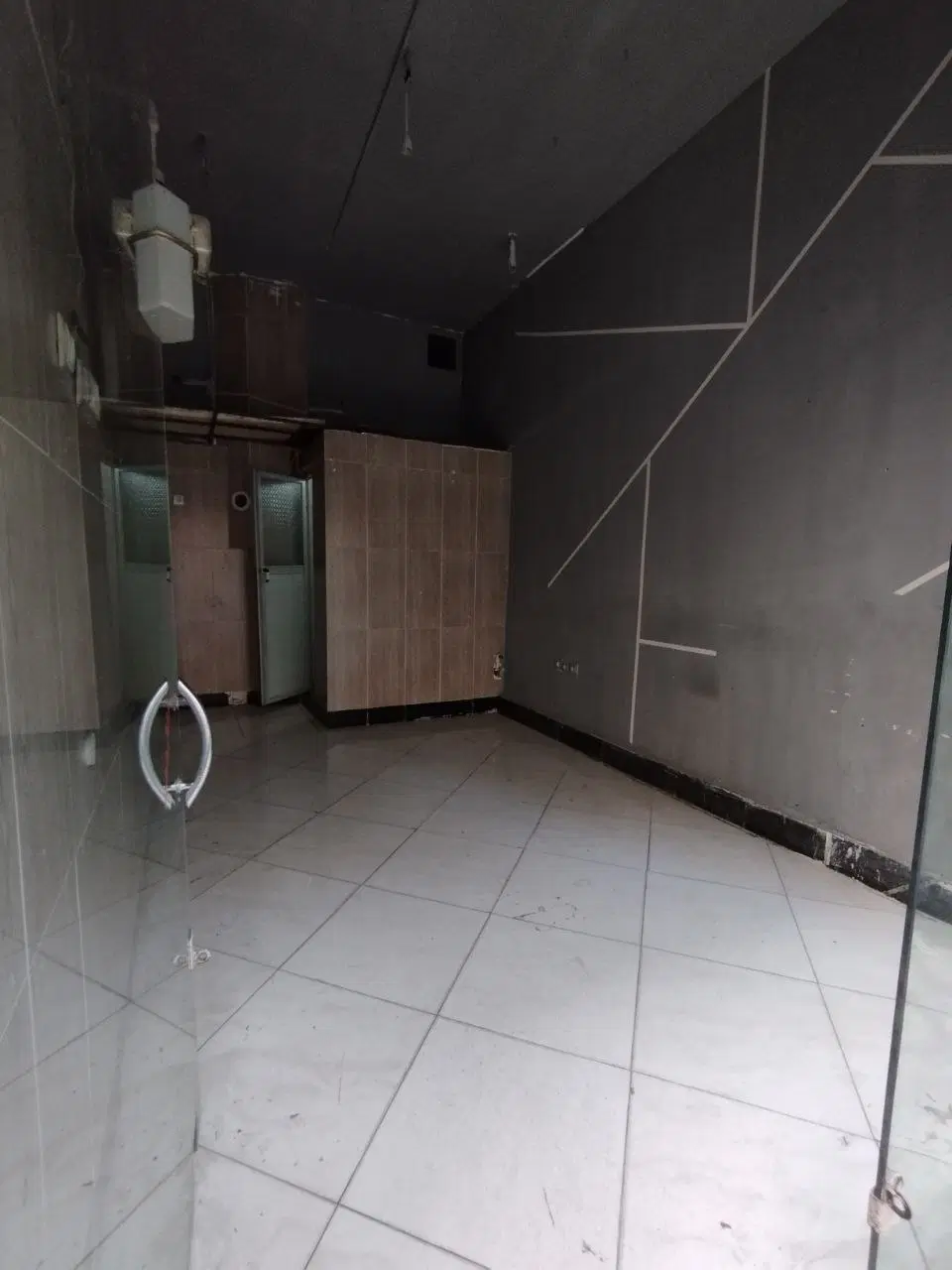 مغازه تجاری تخلیه ۱۶متری