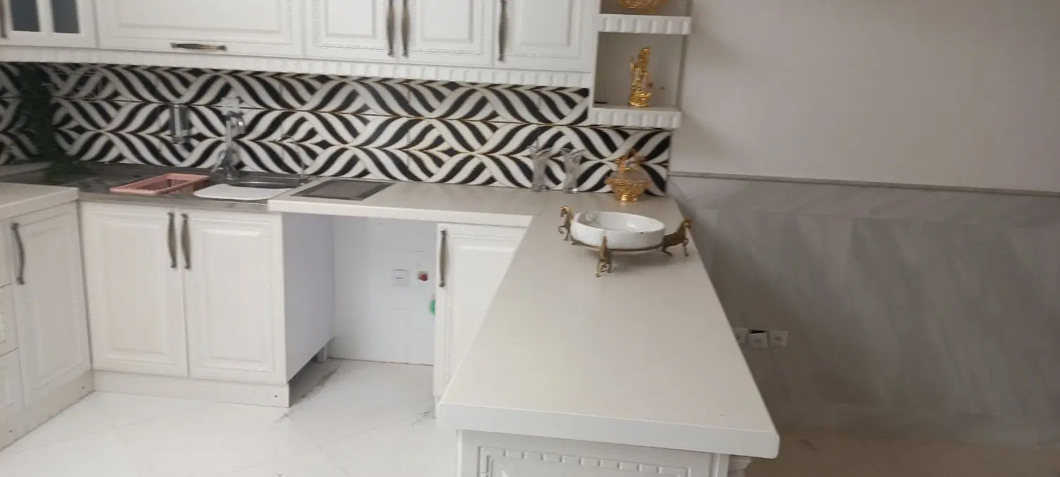 خونه اجاره ای ویلایی طبقه ی بالای همکف